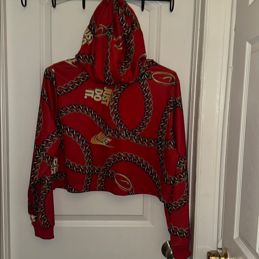 Nike Red & Gold Chain-Print Cropped Hoodie - Picture 5 of 6